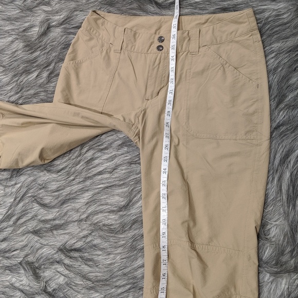 Patagonia lightweight khaki pants - Picture 6 of 6